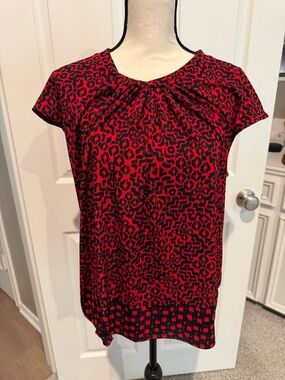 Liz Claiborne Red and Black Printed Cap Sleeve Top